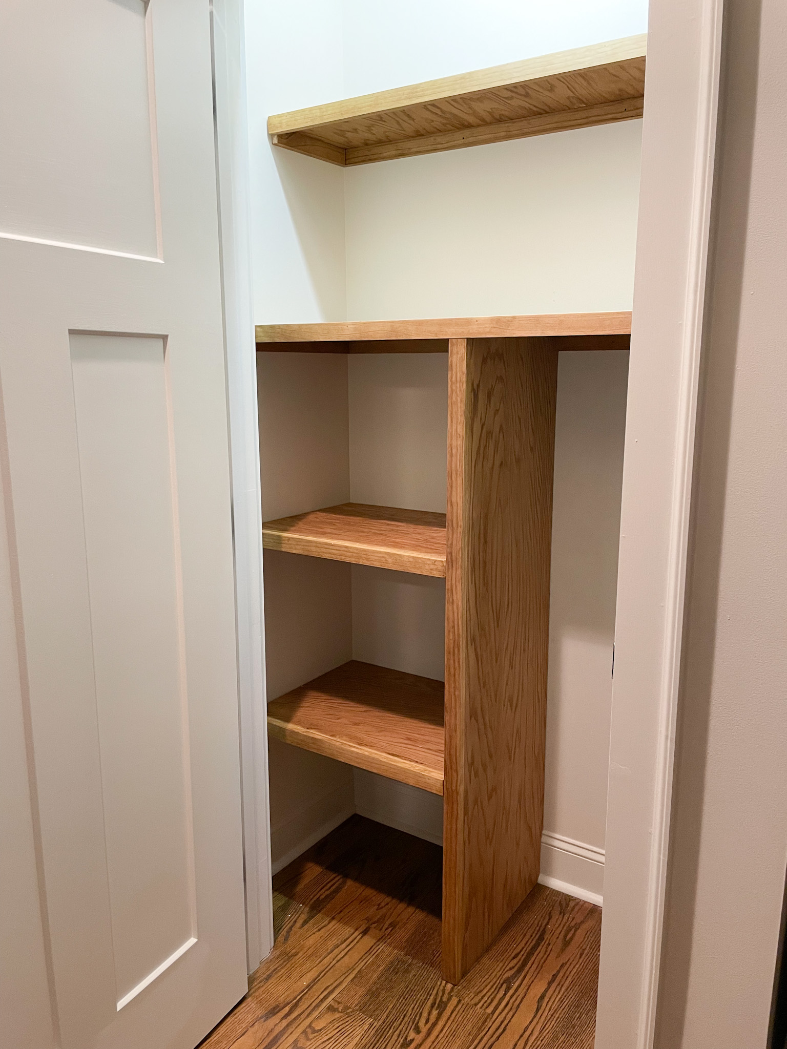 DIY-Wood-Closet_17